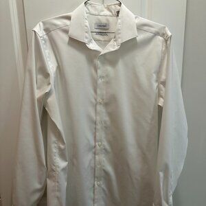 This is a Calvin Klein Men's Slim Fit Stretch Button Up Formal Dress Shirt